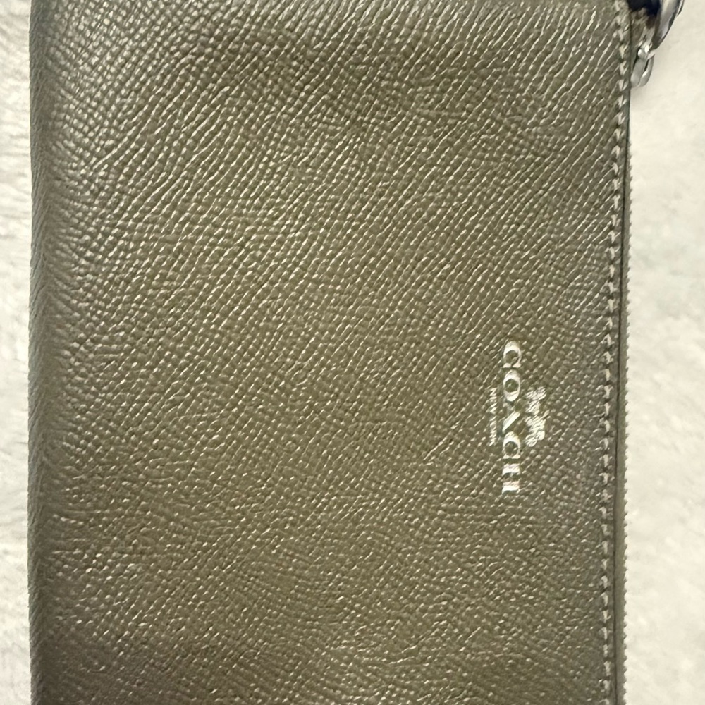 Coach Men's Textured Leather Wallet - Olive